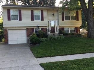 2005 Meadowgate Ln, Louisville, KY
