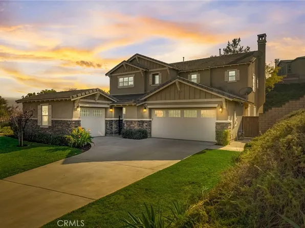 8907 Gentle Wind Dr, Corona, CA 92883