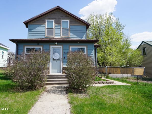 308 2nd St SE, Watertown, SD 57201