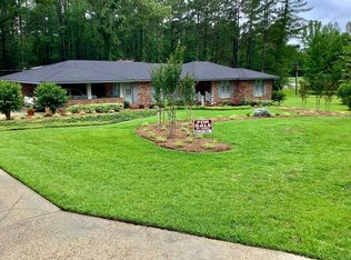 113 Pinewood Dr, Newton, MS 39345