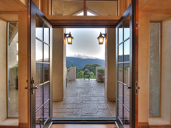 Welcome to 15668 Bohlman Rd.