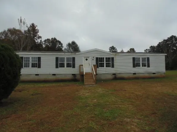 104 Robert Ln, Norlina, NC 27563