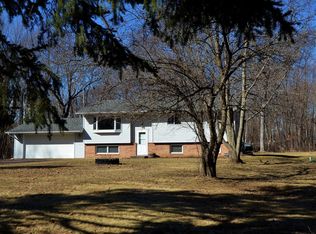 27410 Quinlan Ave, Lindstrom, MN 55045