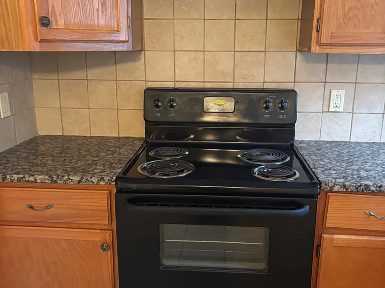 8719 Sycamore Ave — Photo 9