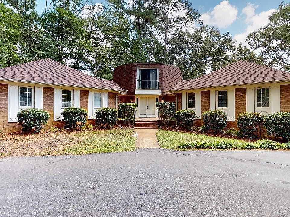1st image of 308 Walnut Creek Drive