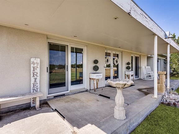 3rd image of 77 Hidden Lakes Blvd