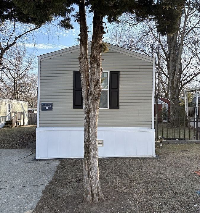 1st image of 21 Lovell Valley Dr
