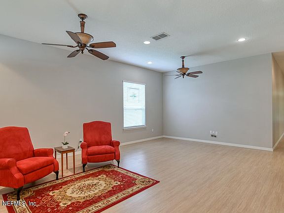 4th image of 736 S Heritage Creek Way