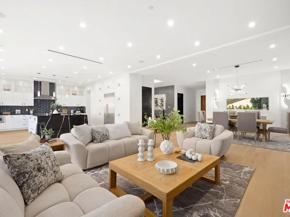 5012 Enfield Ave, Encino, CA 91316