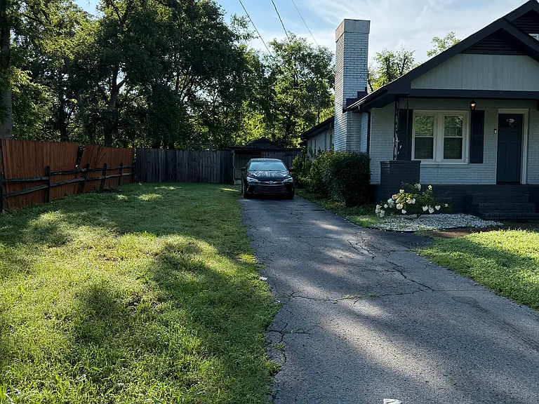 711 Idlewild Dr — Photo 34