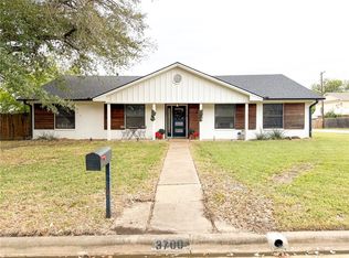 3700 Tanglewood Dr, Bryan, TX 77802