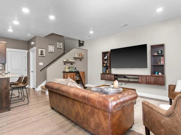 273 E 1850 N #40, North Ogden, UT 84414