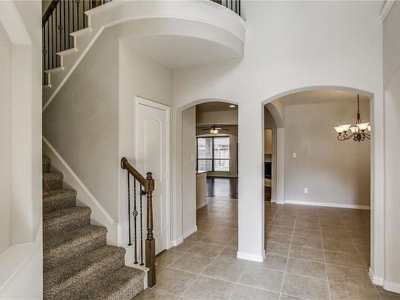 3rd image of 313 Perkins Dr