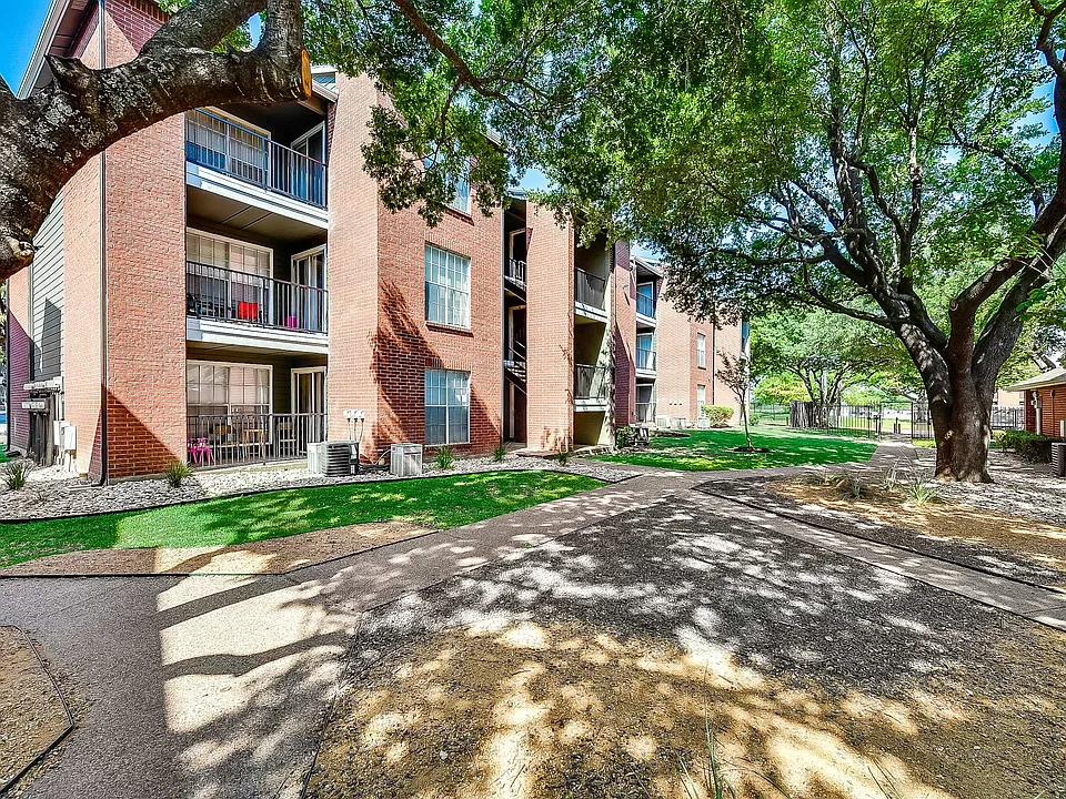 Pacifica Apartments