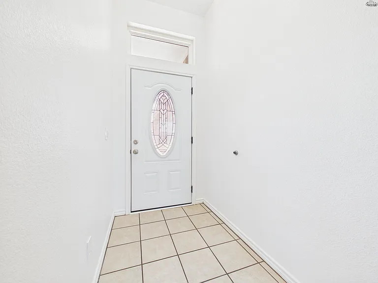 5516 Chinaberry Dr — Photo 4
