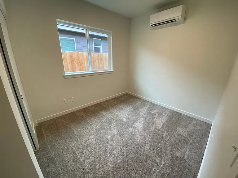 2513 N Benjamin Ln — Photo 25