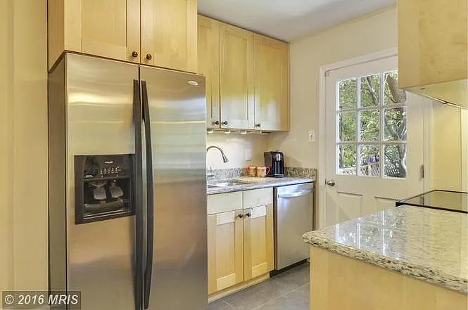 28 Mount Vernon Ave — Photo 6