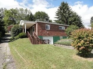 141 Hamilton Dr, Pittsburgh, PA 15235