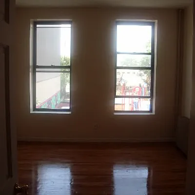 Rented by Nooklyn NYC LLC | media 12