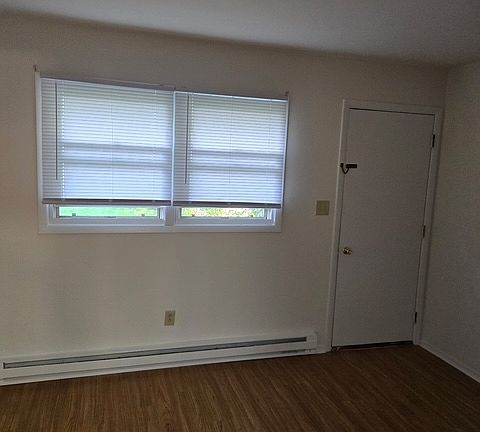 4th image of 317 W McKinley Rd #9
