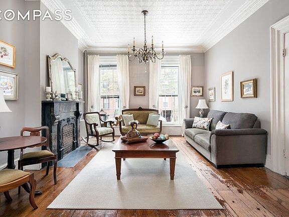 2nd image of 311 Degraw St