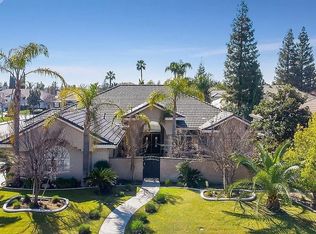 10403 Salisbury Dr, Bakersfield, CA 93311