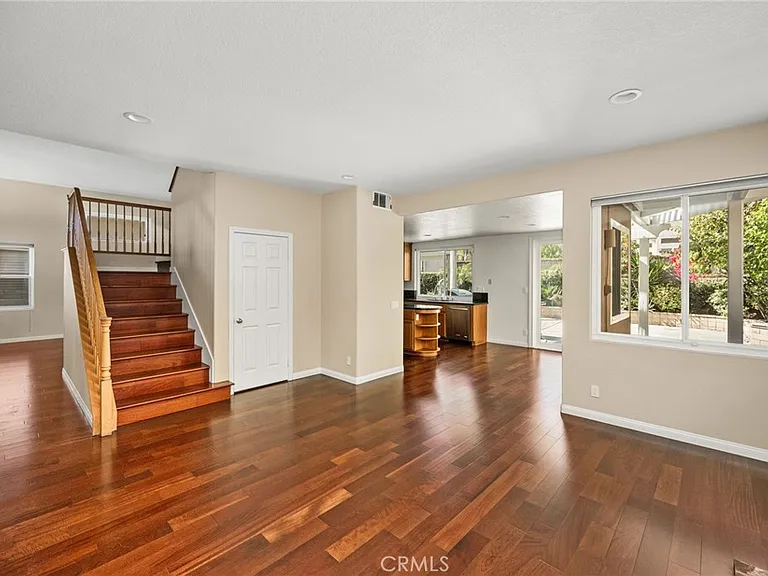 4867 Tremezzo Dr — Photo 14