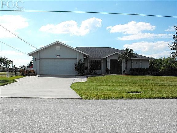 3rd image of 2582 SW 27th Pl