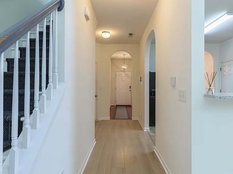 5907 Landerwood Dr — Photo 21