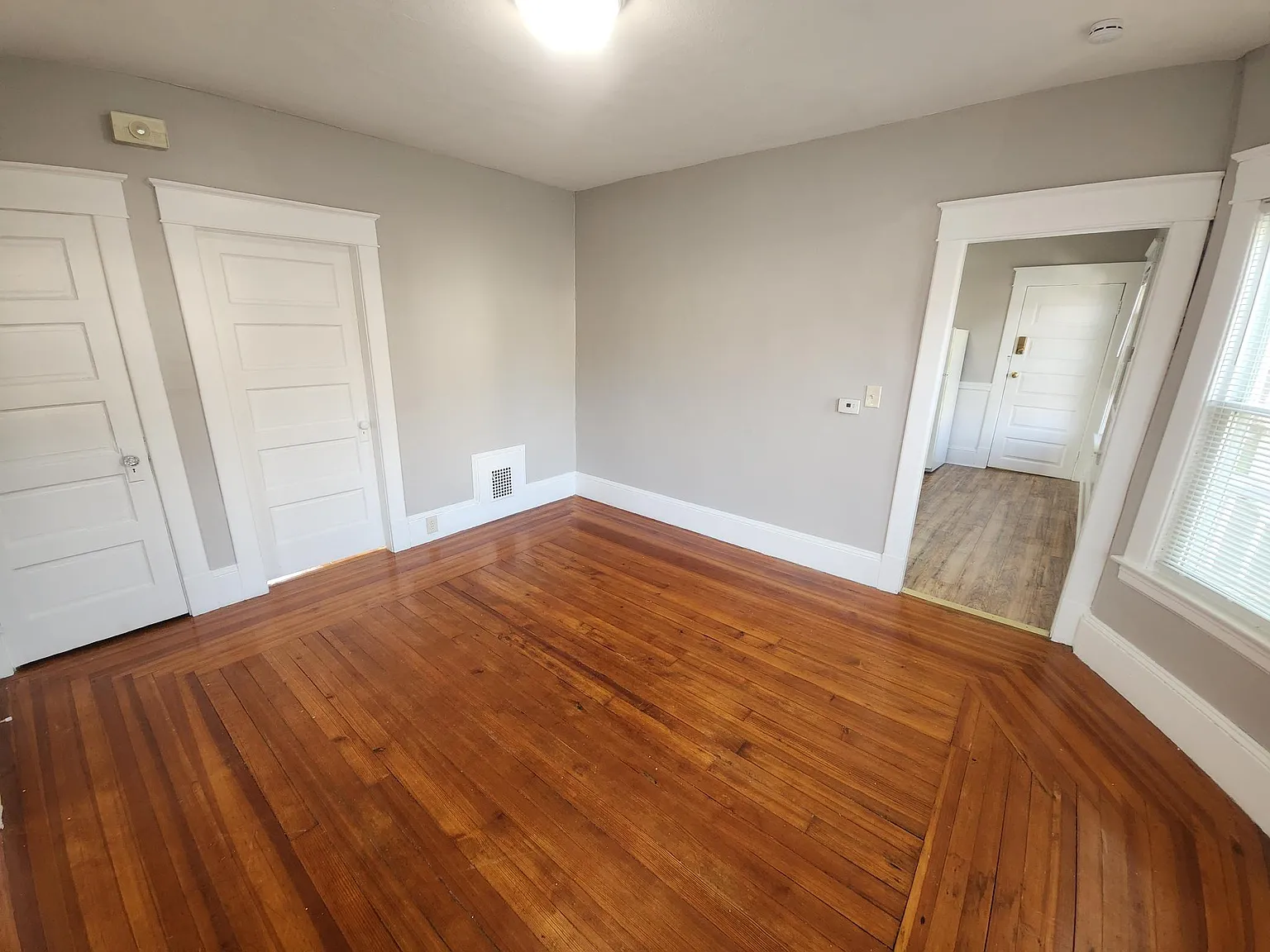27 - 29 Fairview Ave. - 27A — Photo 4