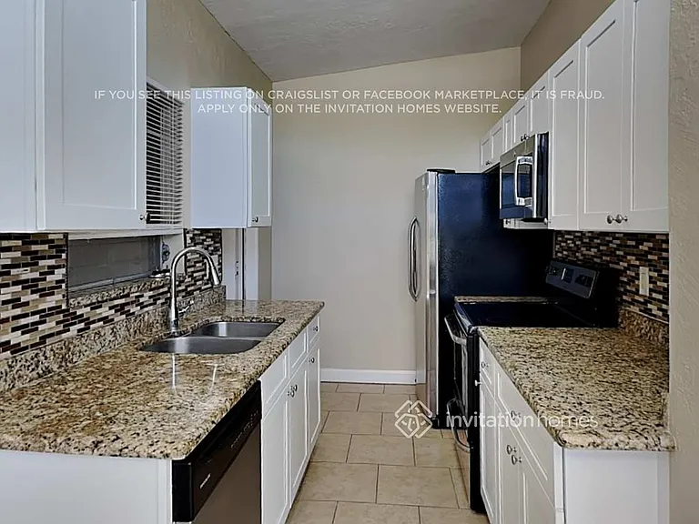 3652 Prado Dr — Photo 9