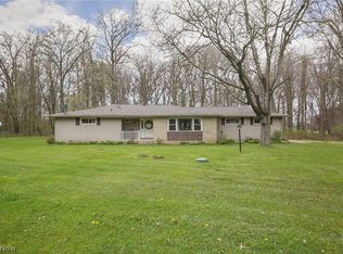 19185 W Middletown Rd, Beloit, OH 44609