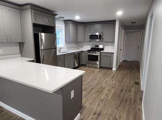 27 Douglas Ave #2, Providence, RI 02908