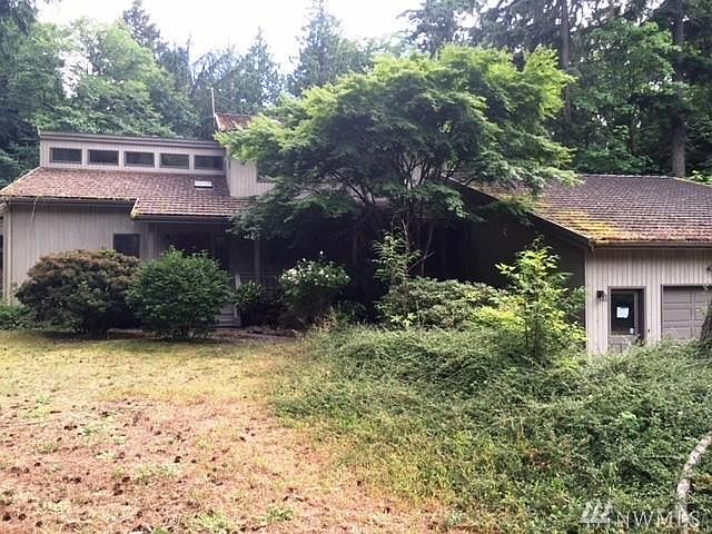 1st image of 25555 Pioneer Way NW