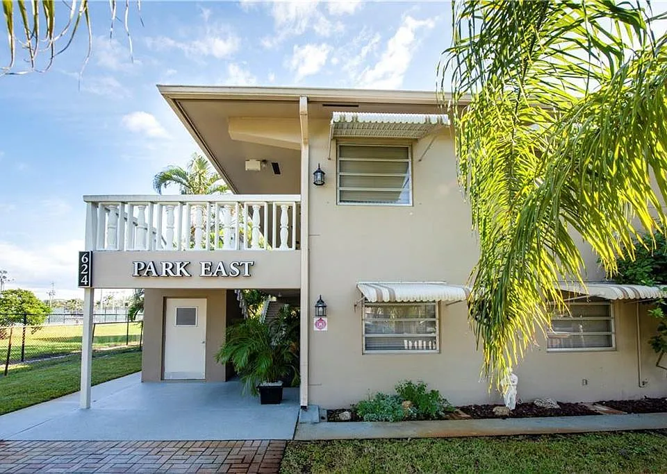 624 NE 10th Ave #5