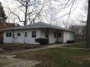 11503 River Dr E, Carmel, IN 46033