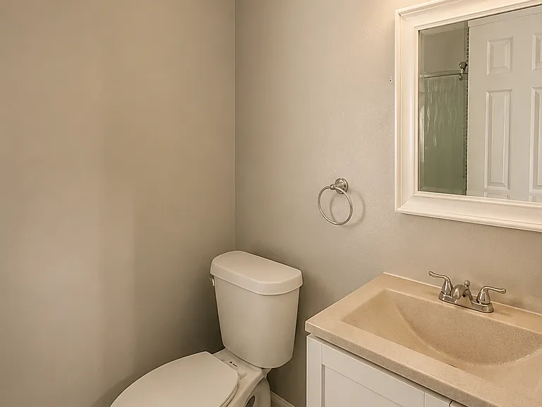 322 Montgomery Ave — Photo 9
