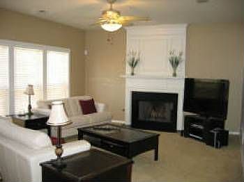 2nd image of 3154 Elmendorf Dr NW