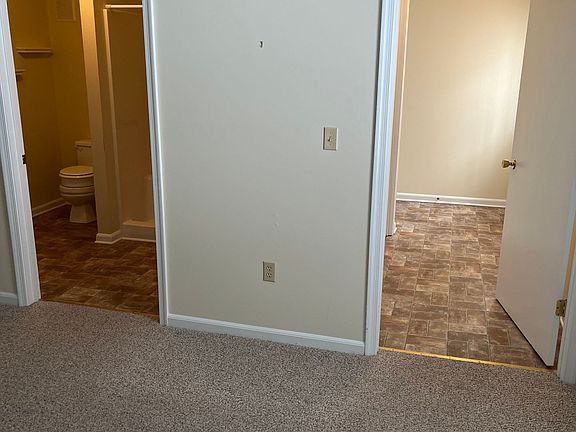 3rd image of 1020 Rockway St APT 6