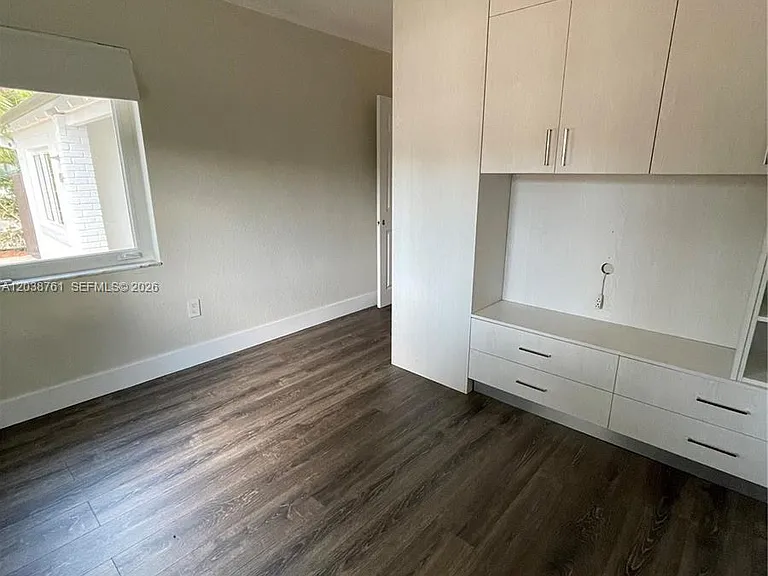 6129 SW 28th St — Photo 14