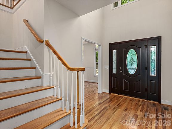 4th image of 48 Smokemont Dr