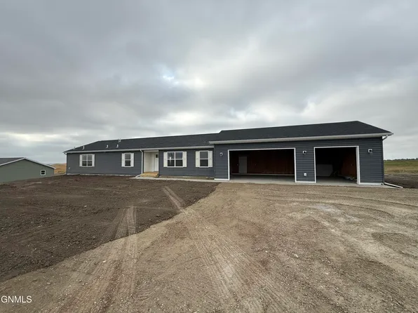 13074 Sandy St, Arnegard, ND 58835