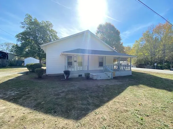 209 Hannah Pickett Ave, Rockingham, NC 28379