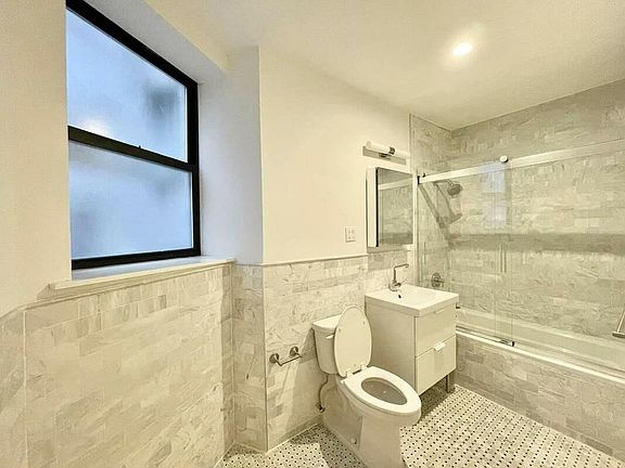 2nd image of 2051 Frederick Douglass Blvd APT 4B