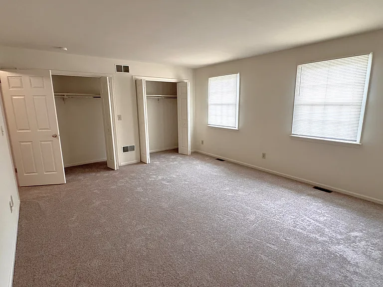 124 South Court St — Photo 13
