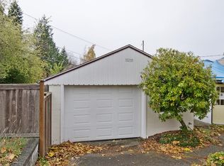 10233 44th Ave SW, Seattle, WA 98146