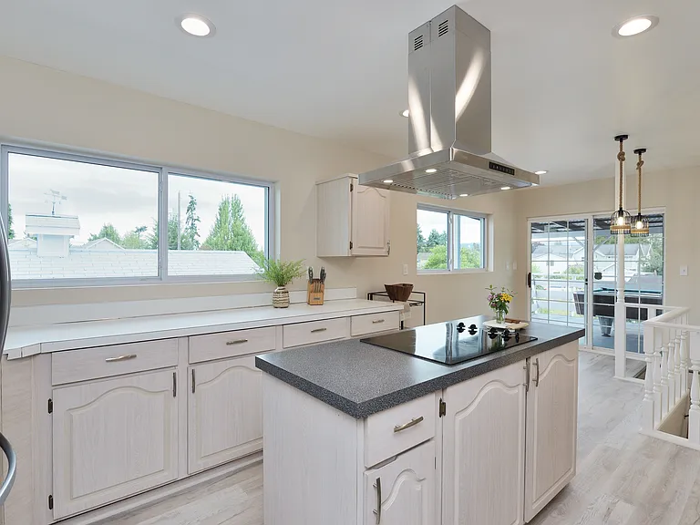 1st Floor - Main Kitchen