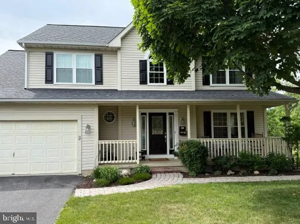 36 Glen Oak Ct, Westminster, MD 21158