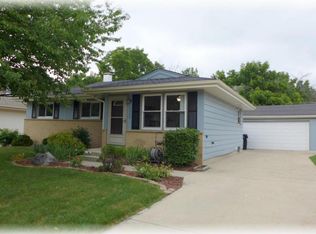 4900 Ridgeway Ave, Racine, WI 53406