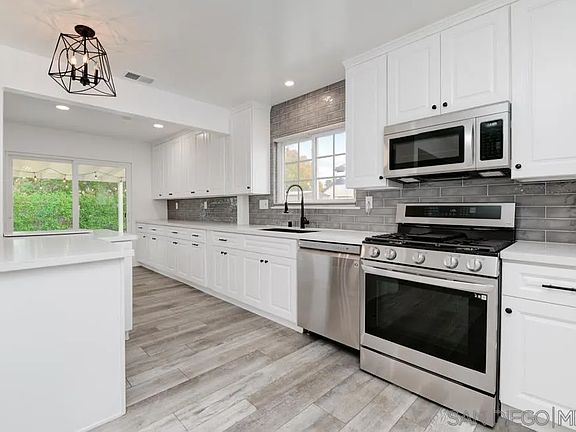 4th image of 12415 Horado Rd